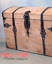 Reconstruction of an antique chest